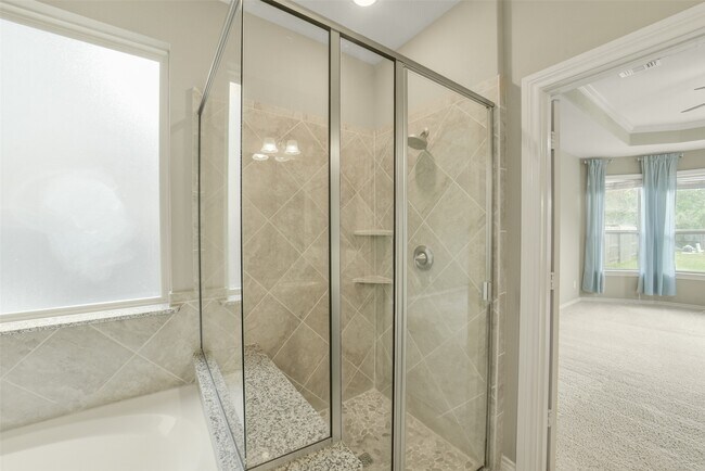 Building Photo - 9651 Thimbleweed Dr