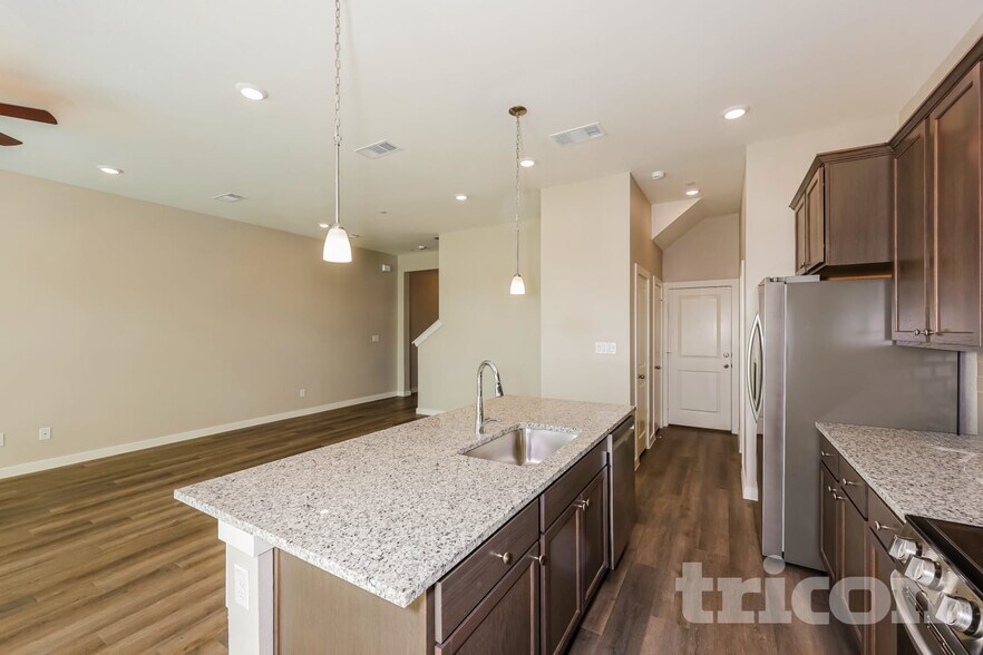 Building Photo - 5412 Granite Trl