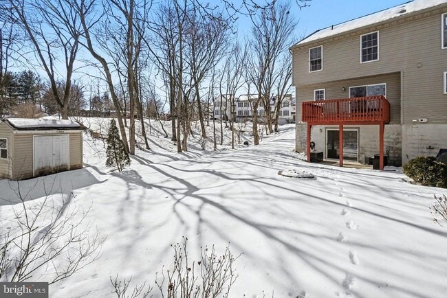 Building Photo - 54 Woodmyre Ln