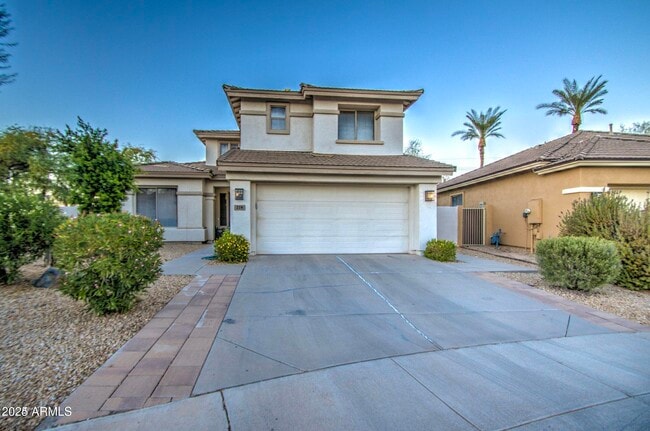 Building Photo - 218 E Sunburst Ln