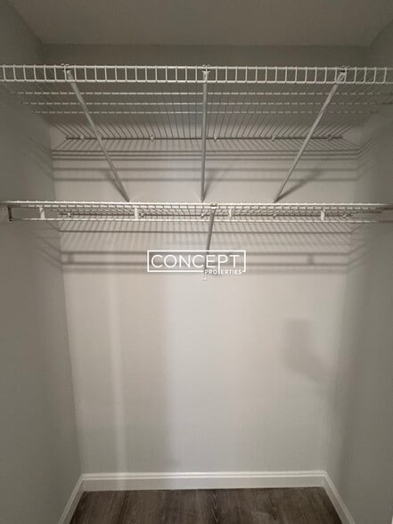 Building Photo - 24 Queensberry St