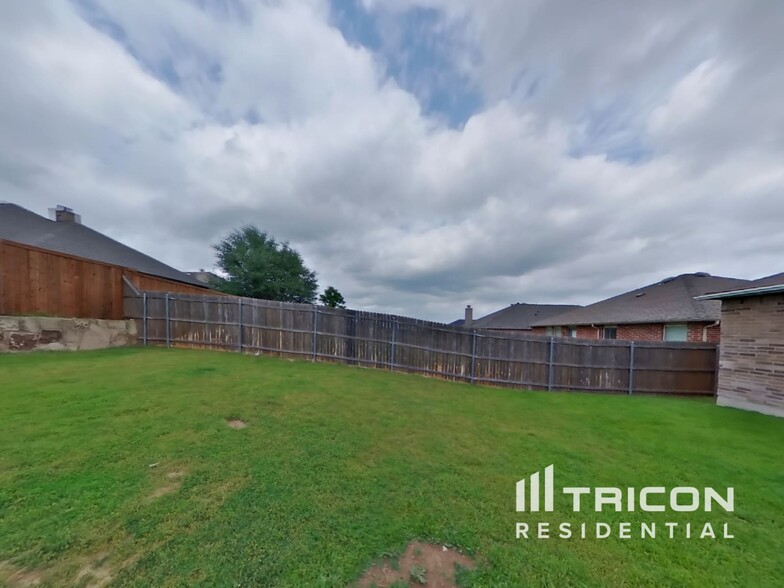 Building Photo - 1456 Willoughby Way