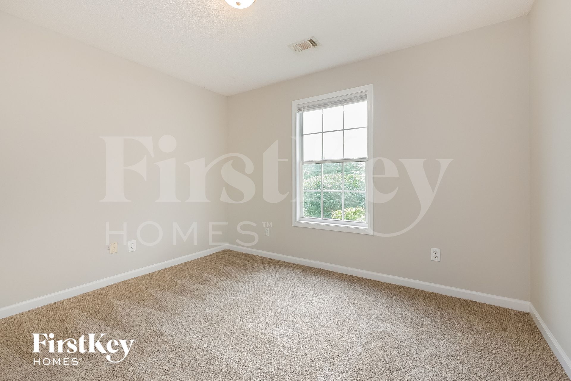 Building Photo - 1296 N Hampton Dr