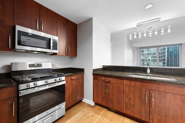 Building Photo - 160 E Illinois St