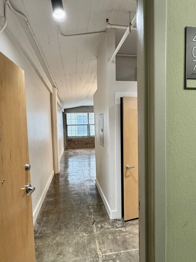 Interior Photo - 10th Street Lofts