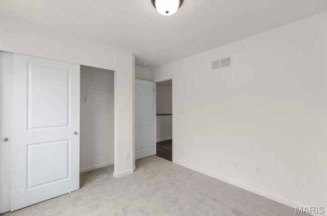 Building Photo - 408 Honor Hill Dr