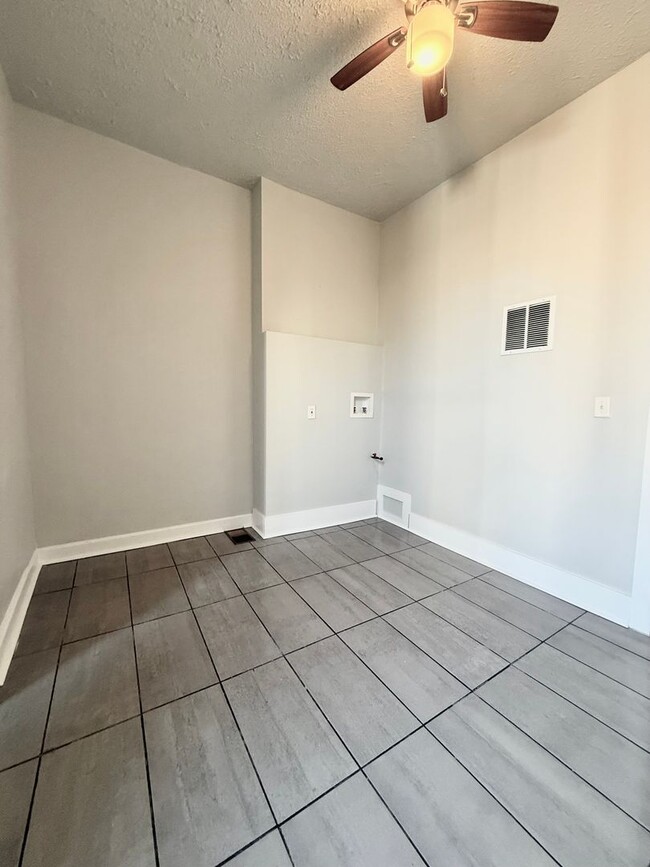 Building Photo - Totally renovated! Close to the F.C. Stadium! Over the Rhine!