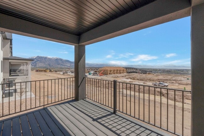 Building Photo - BRAND NEW LUXURY ROW END TOWNHOUSE W 2 CAR GARAGE