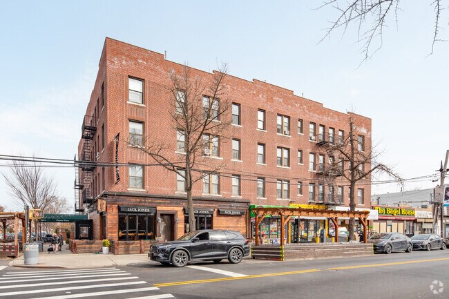 Building Photo - Saracel Court Cooperative Condominium
