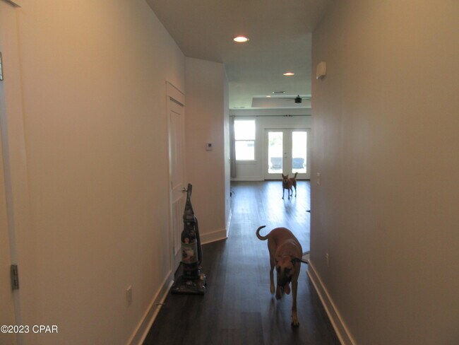Building Photo - 404 Warren Bayou Ln.