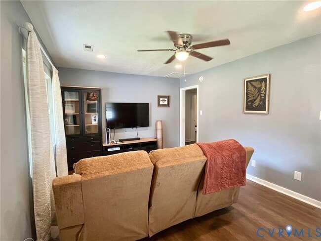 Building Photo - 5110 Kemp St