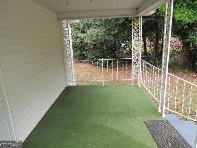 Building Photo - 112 Judy Ave