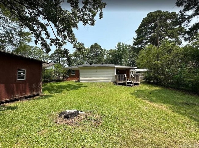 Building Photo - 7409 Skylark Dr
