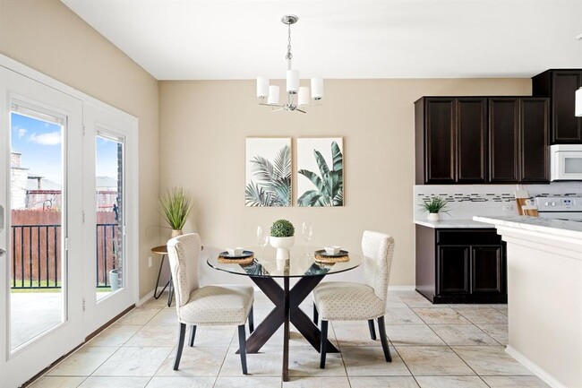 Building Photo - 7300 Ondantra Bnd