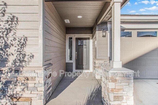 Building Photo - 7536 W Havana Dr