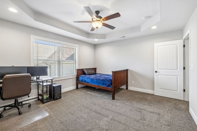 Building Photo - 8325 Turnbull Dr