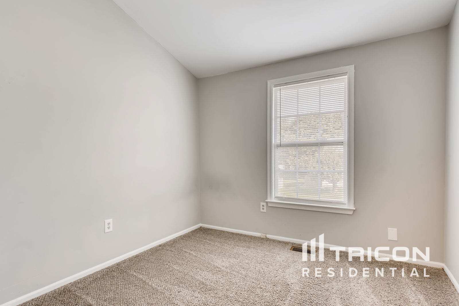 Building Photo - 8211 Township Dr