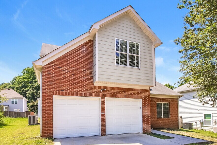 Building Photo - 3505 Creekview Dr