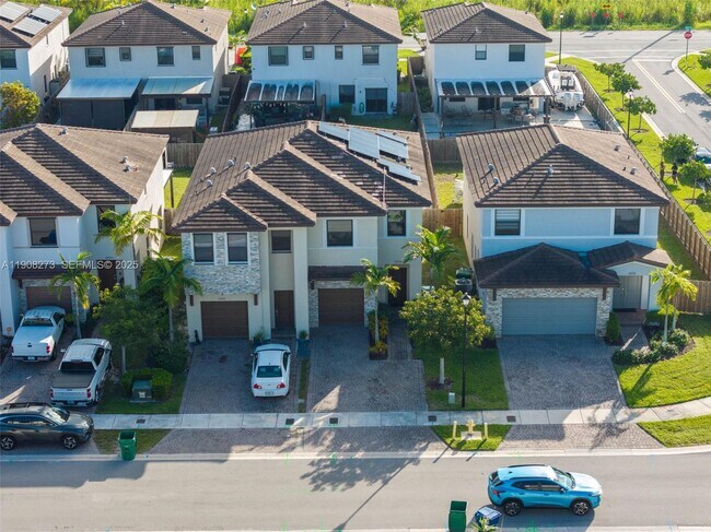 Building Photo - 24985 SW 107th Ct