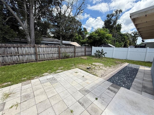 Building Photo - 4423 Crestwood Dr N
