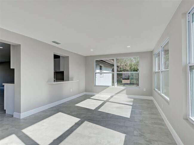 Building Photo - 4342 Ewing Cir