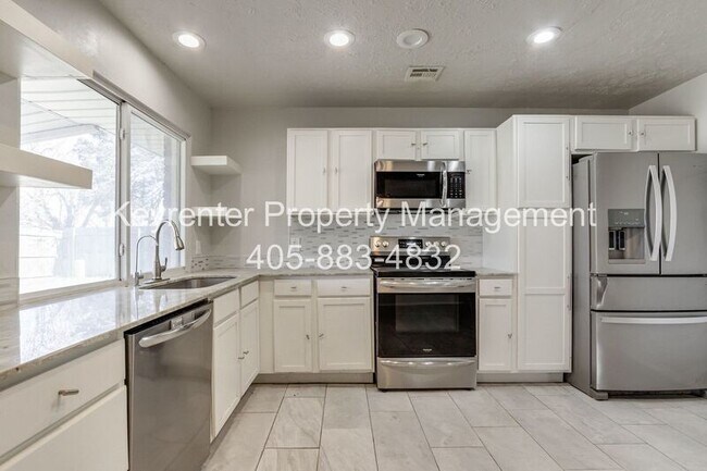 Building Photo - 6913 Fawn Canyon Dr
