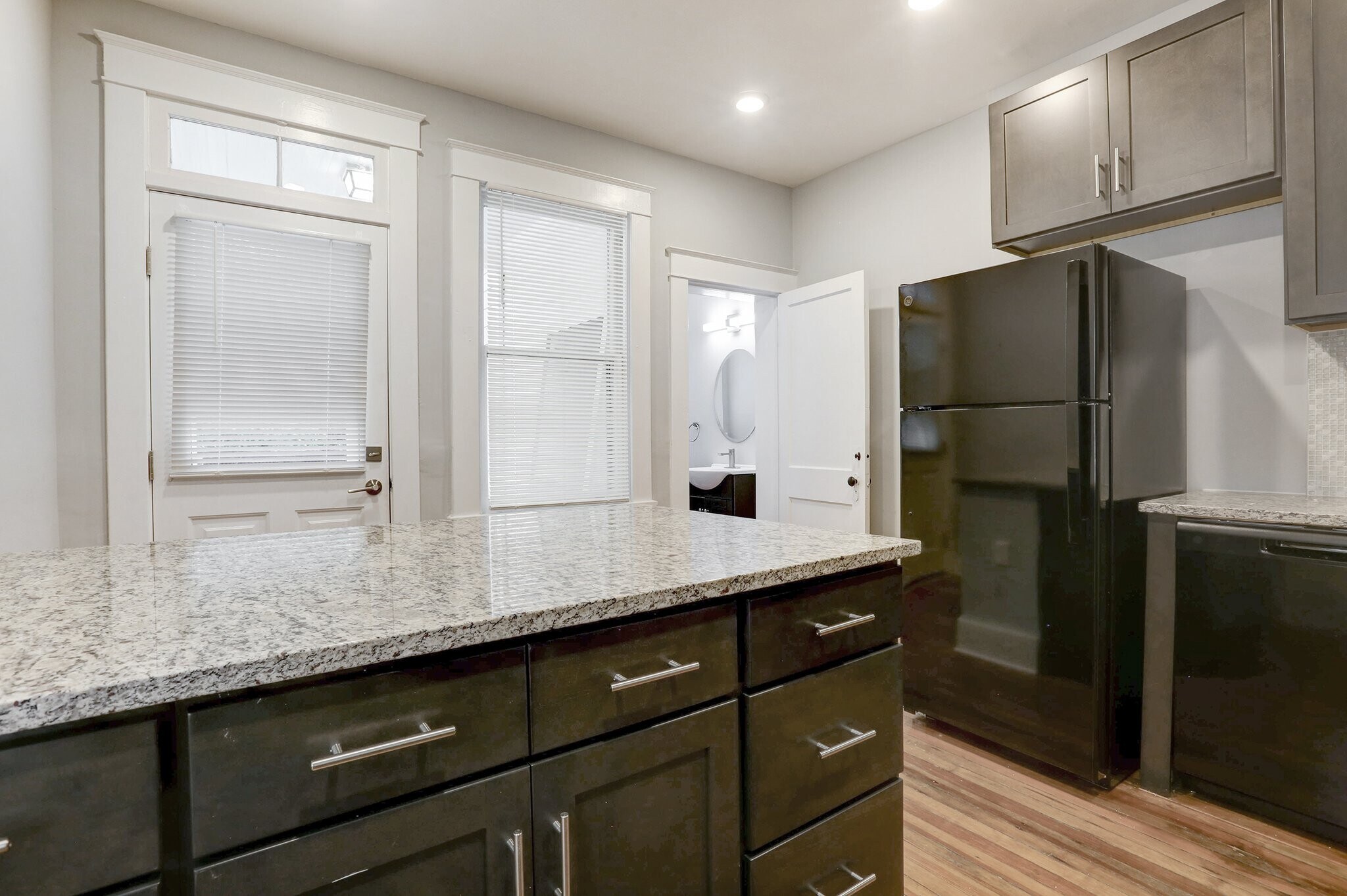 Building Photo - 421 Chimborazo Blvd