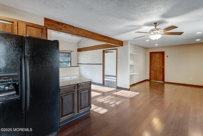 Building Photo - 257 Frog Pond Rd