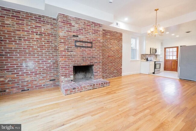 Building Photo - 1814 15th St NW