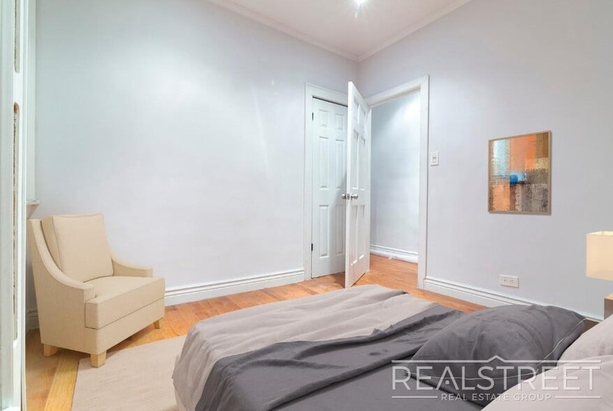 Building Photo - Brooklyn heights 1 bd | 1 ba: Apartments