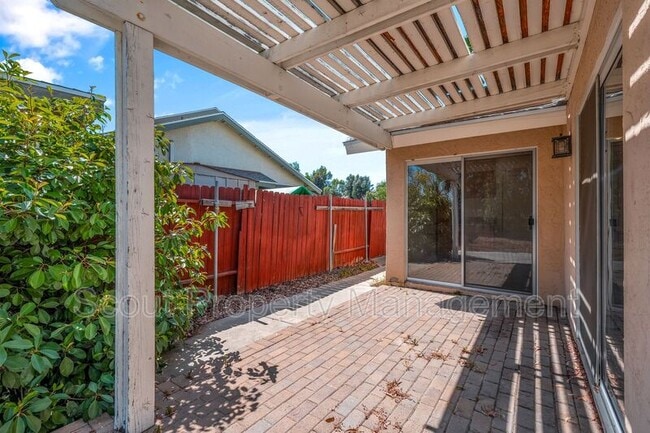 Building Photo - 42385 Agena St