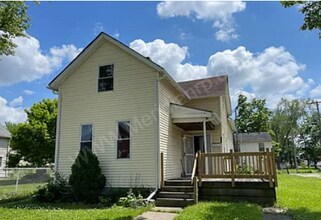 Building Photo - 420 E Masterson Ave