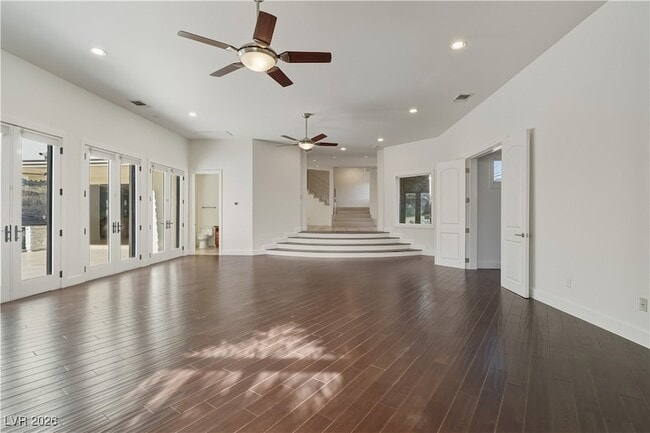 Building Photo - 5101 Mountain Foliage Dr