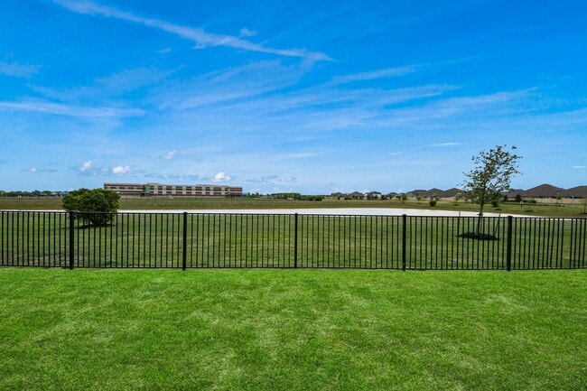 Building Photo - 1614 Sequoia Run Dr
