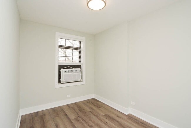 Building Photo - 730 St Johns Ave