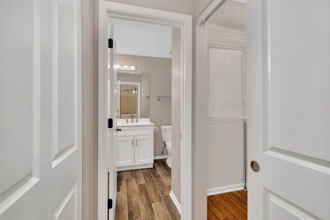 Building Photo - 2357 Twilight Dr