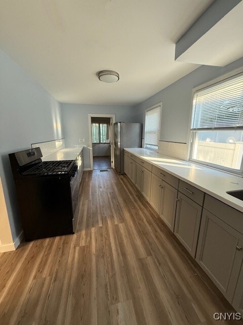 Building Photo - 455 Tennyson Ave