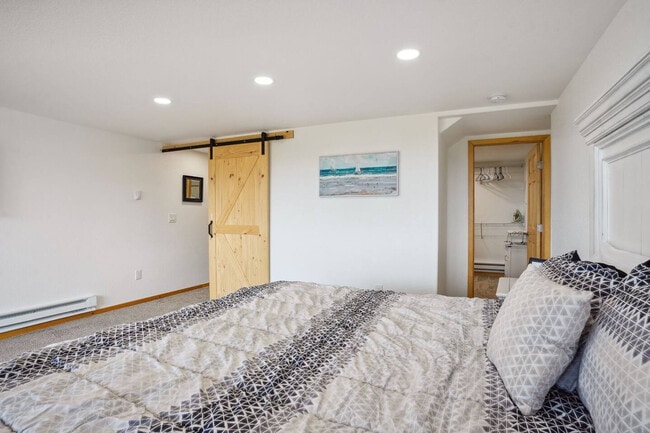 Building Photo - 51 Dakota Ln