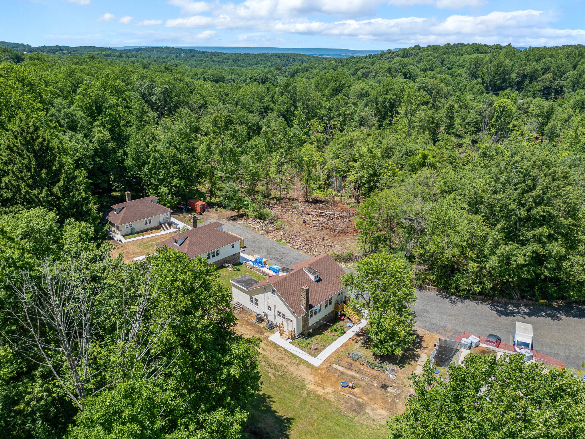 Serenity - 75 Dreamland Park Dr