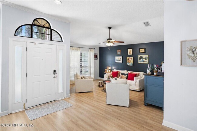 Building Photo - 5281 Oxford Crest Dr