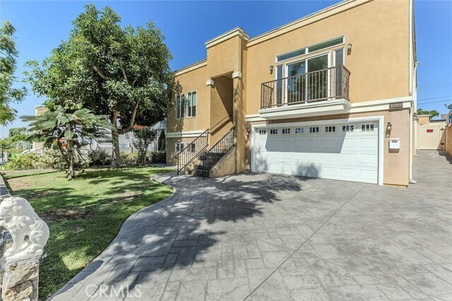 Building Photo - 1039 E Santa Anita Ave