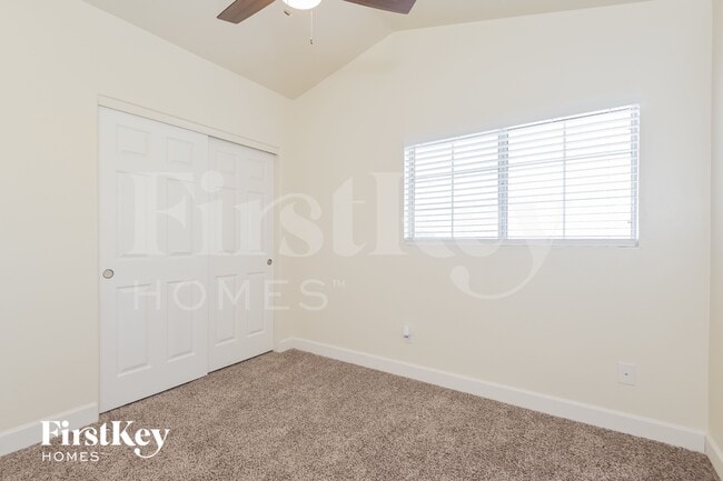 Building Photo - 11832 N Labyrinth Dr