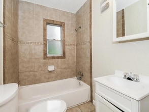 Building Photo - 3803 S Flamingo Terrace