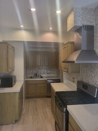 Building Photo - HISTORIC EDO 2 Bedroom  2 Bath  CONDO