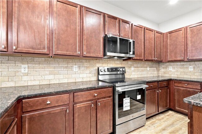 Building Photo - 1336 Brookmere Way