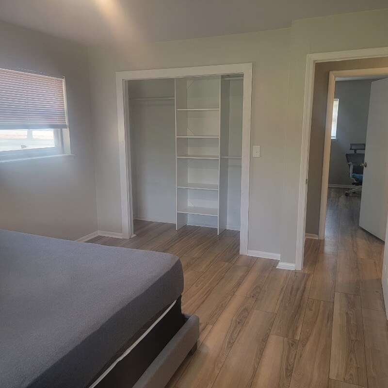 Building Photo - 25 SW 89th St