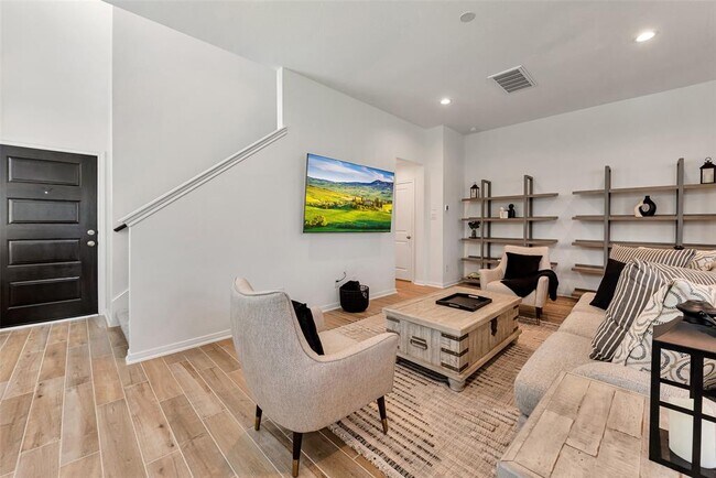 Building Photo - 343 E Coralburst Lp