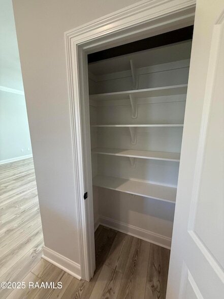 Building Photo - 135 Ridley Ln