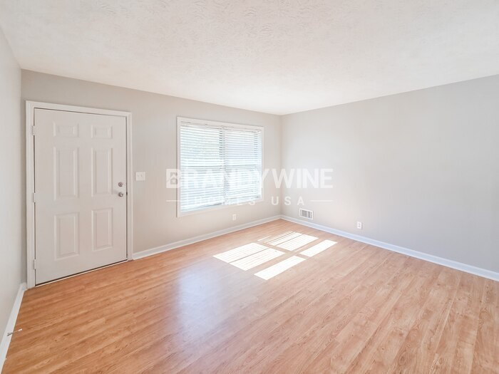 Building Photo - 2960 Preston Dr