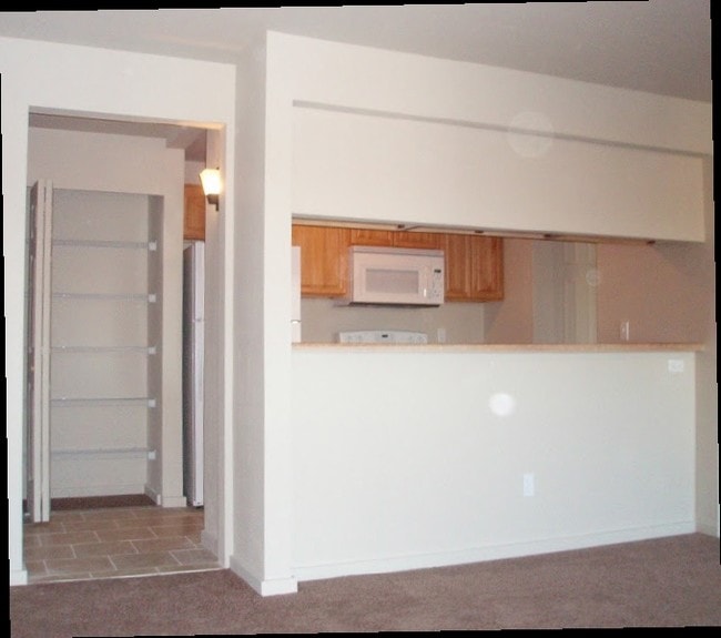  - Mount Vista Apartments